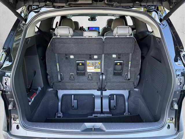 Used 2026 Toyota Sienna XLE FWD image 17