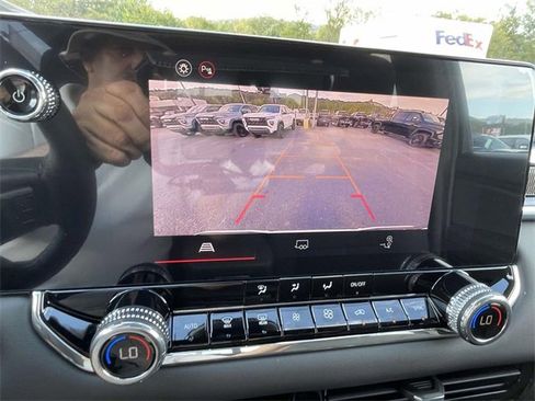 New 2026 GMC Canyon Elevation w/ Convenience Package image 12