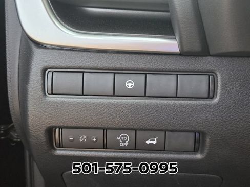 Used 2026 Nissan Rogue SV FWD image 24