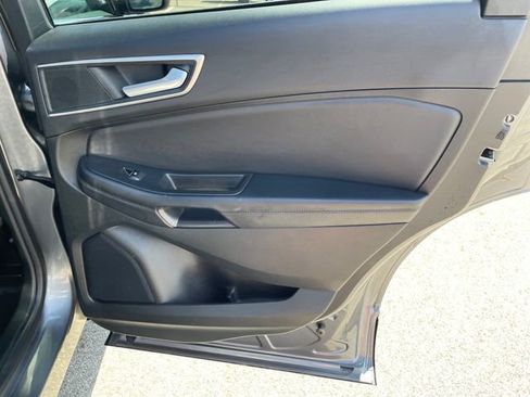 Used 2024 Ford Edge SEL w/ Convenience Package image 33
