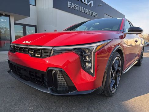 Used 2025 Kia K4 GT-Line w/ GT-Line Premium Package image 11