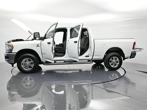 Used 2024 RAM 2500 Big Horn image 46