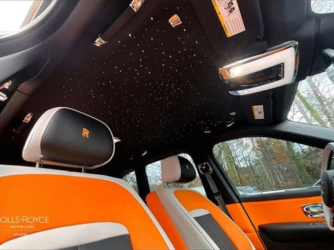 Used 2026 Rolls-Royce Cullinan image 19