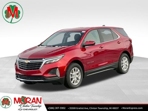 Used 2023 Chevrolet Equinox LT image 1
