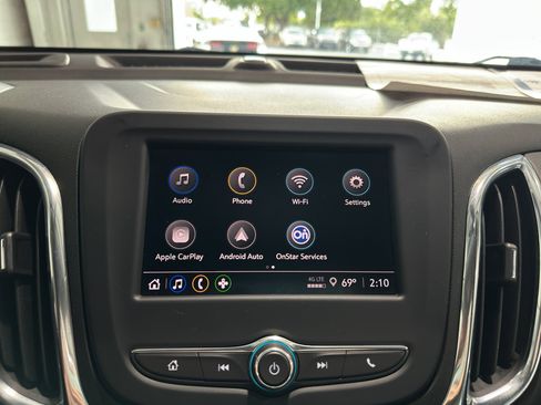 Used 2024 Chevrolet Equinox LT image 16