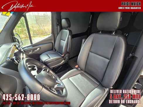 Used 2020 Mercedes-Benz Sprinter 2500 image 17