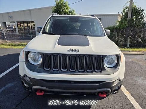 Used 2018 Jeep Renegade Trailhawk w/ UConnect 8.4 Nav Group AWD/4WD image 2