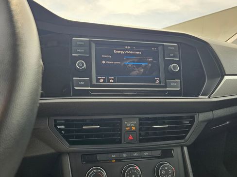 Used 2019 Volkswagen Jetta S FWD image 19