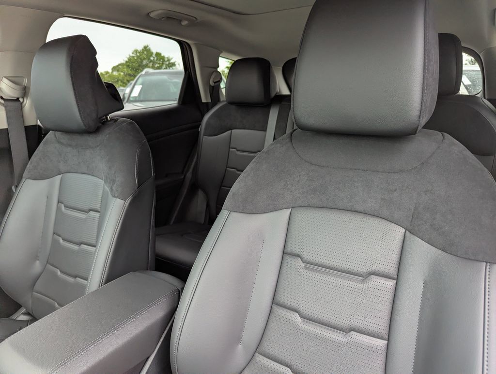 New 2026 Kia Sportage SX FWD image 22