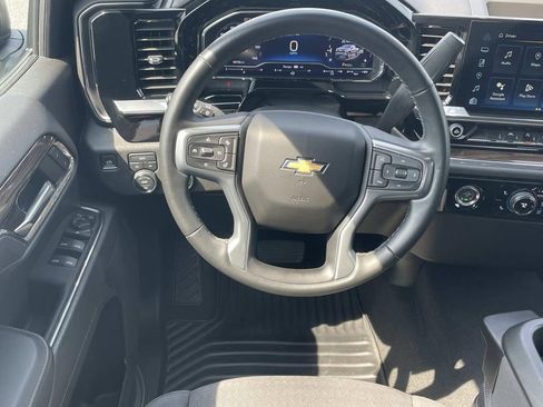 Used 2024 Chevrolet Silverado 1500 LT image 14