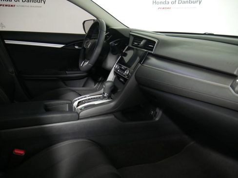 Used 2017 Honda Civic EX image 7