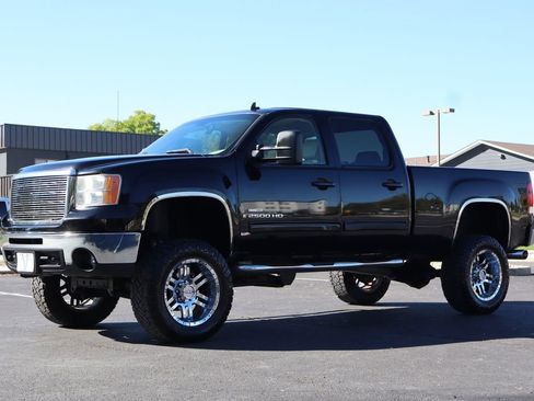 Used 2008 GMC Sierra 2500 SLT w/ Convenience Package image 11