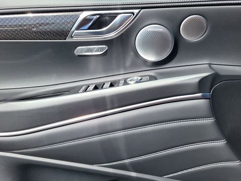 New 2026 Genesis GV80 3.5T e-SC AWD/4WD image 8