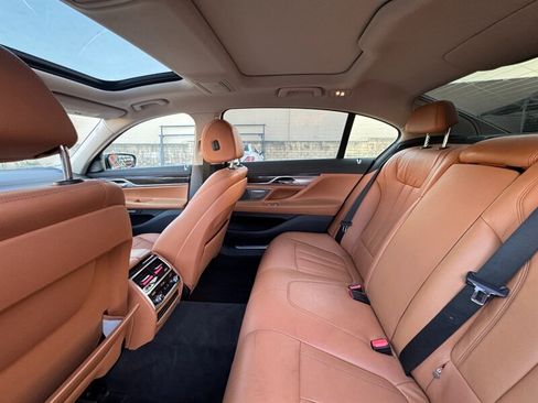 Used 2016 BMW 740i RWD image 31