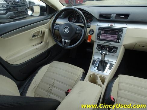 Used 2010 Volkswagen CC Sport FWD image 15