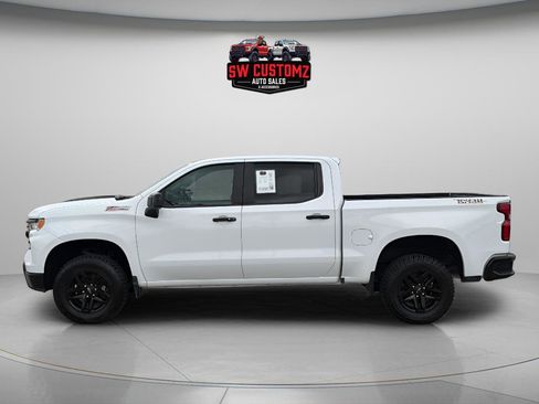 Used 2023 Chevrolet Silverado 1500 LT Trail Boss w/ Protection Package AWD/4WD image 4