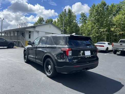 New 2025 Ford Explorer 4WD Police Interceptor image 7