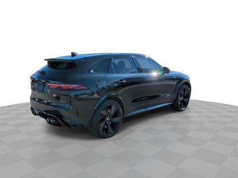 Used 2022 Jaguar F-PACE SVR image 8