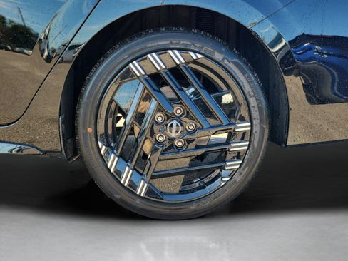 New 2026 Nissan Sentra SR image 6