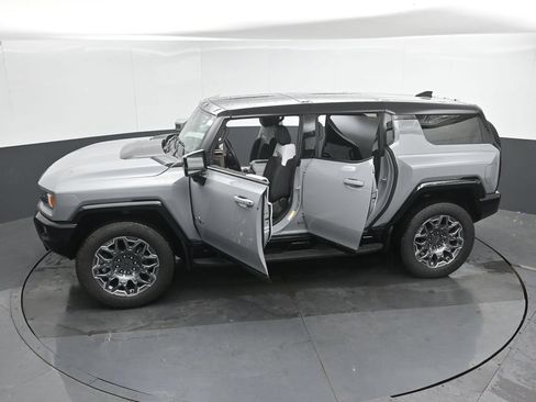 Used 2025 GMC Hummer EV 3X AWD/4WD image 49