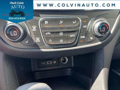 Used 2024 Chevrolet Equinox LT AWD/4WD image 22