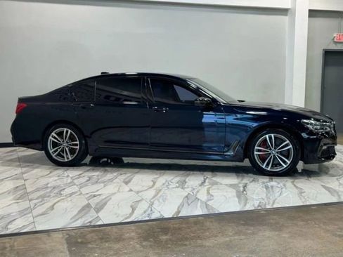 Used 2018 BMW 750i xDrive AWD/4WD image 6