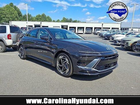 New 2025 Hyundai Sonata SEL image 1