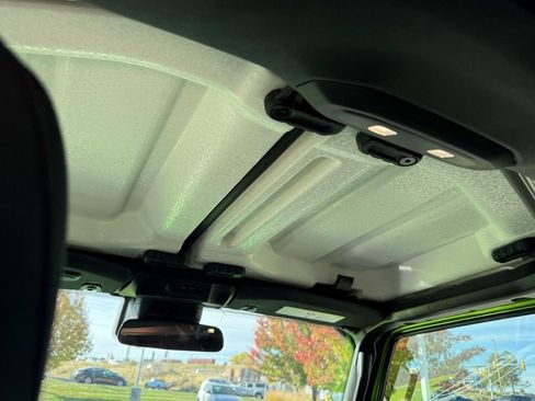 New 2025 Jeep Gladiator Mojave w/ Convenience Group image 27