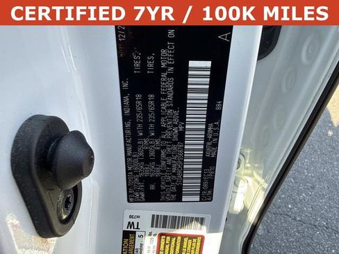 Used 2023 Toyota Highlander Bronze Edition AWD/4WD image 30