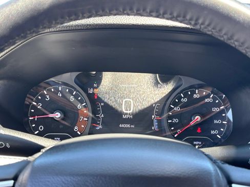Used 2025 Jeep Compass Limited AWD/4WD image 40