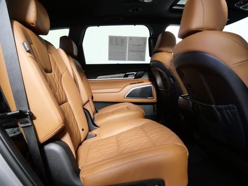 Used 2025 Kia Telluride EX X-Line AWD/4WD image 13