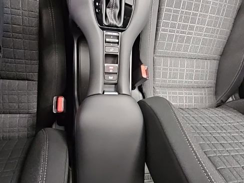 New 2026 Honda HR-V LX image 20