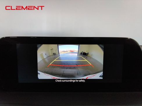 Used 2025 MAZDA MAZDA3 s image 24