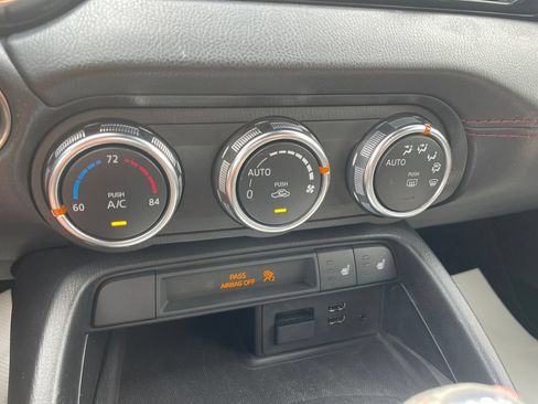 Used 2018 MAZDA MX-5 Miata Grand Touring RWD image 22