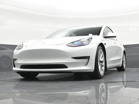 Used 2021 Tesla Model 3 Long Range AWD/4WD image 29