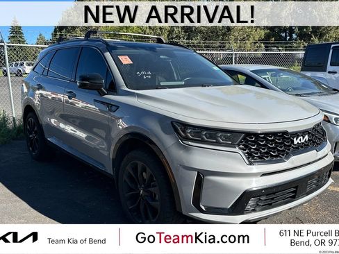 Used 2022 Kia Sorento SX AWD/4WD image 1