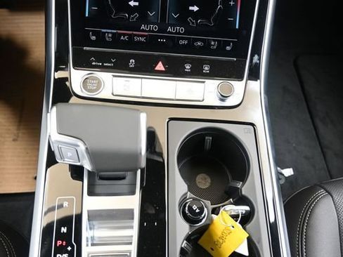 Certified 2025 Audi Q7 3.0T Premium Plus w/ Premium Plus Package AWD/4WD image 33