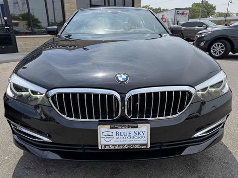 Used 2019 BMW 530i xDrive w/ Luxury Package AWD/4WD image 2