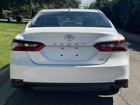 Used 2022 Toyota Camry LE FWD image 6