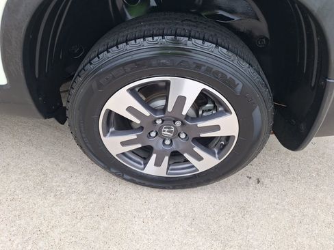 Used 2018 Honda Ridgeline RTL-T image 11