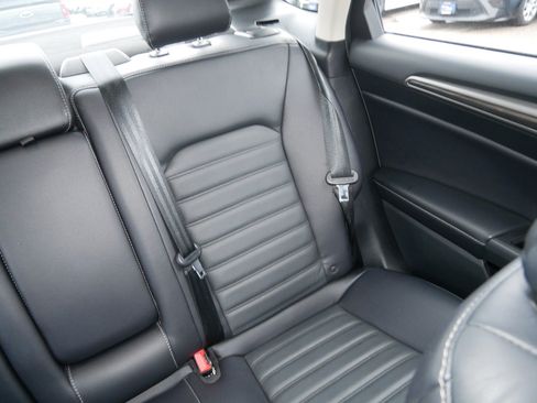 Certified 2018 Ford Fusion SE w/ Fusion SE Technology Package image 14