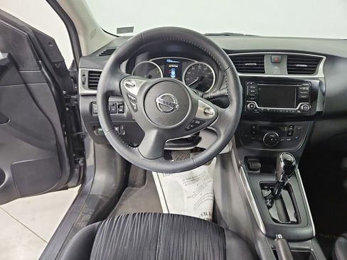 Used 2018 Nissan Sentra SV image 14
