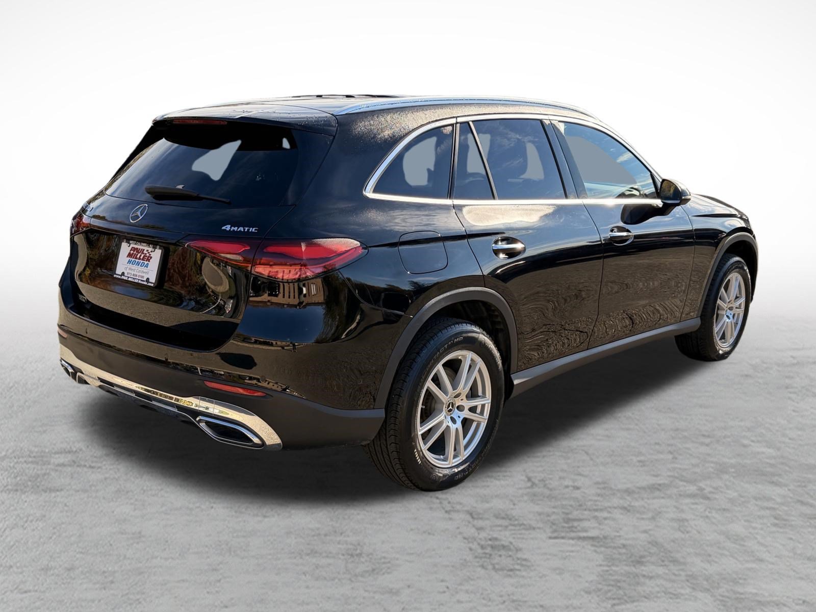 Used 2023 Mercedes-Benz GLC 300 4MATIC image 7