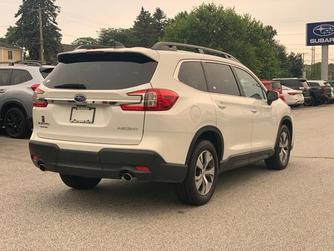 Used 2024 Subaru Ascent Premium w/ Convenience Package AWD/4WD image 6