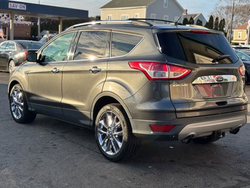 Used 2015 Ford Escape SE w/ SE Chrome Package image 5