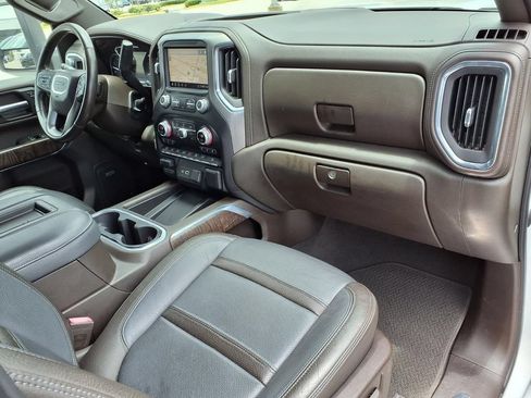 Used 2020 GMC Sierra 2500 Denali w/ Denali Ultimate Package AWD/4WD image 12
