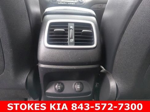 Used 2020 Kia Sorento EX AWD/4WD image 30