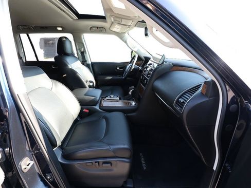Used 2023 Nissan Armada SL w/ Captain's Chairs Package AWD/4WD image 23
