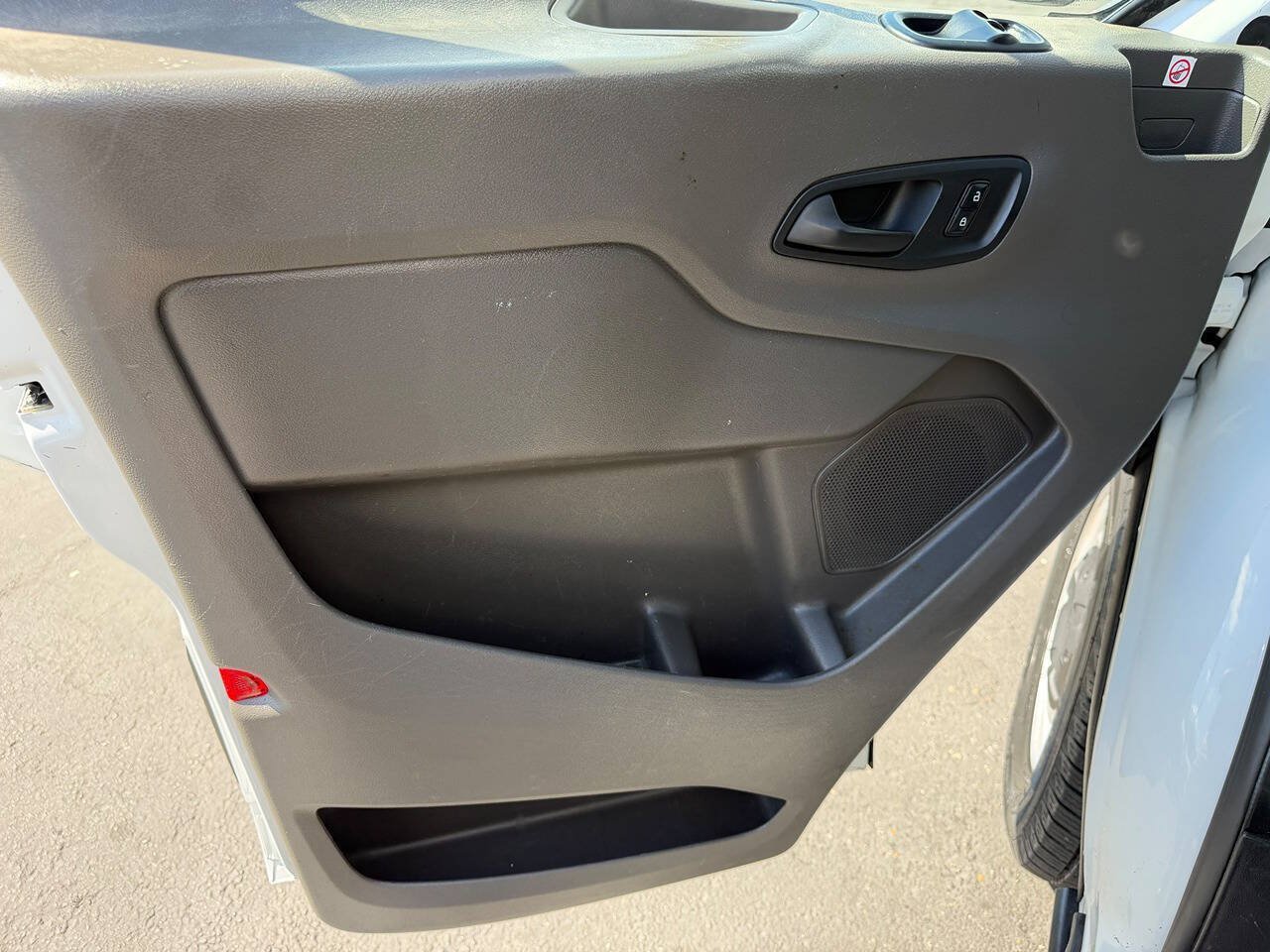 Used 2020 Ford Transit 250 Medium Roof RWD image 21