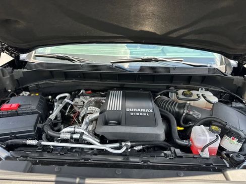 Used 2025 Chevrolet Silverado 1500 High Country w/ Midnight Edition image 31